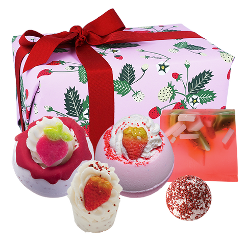 Gift Box Strawberry Feels Forever